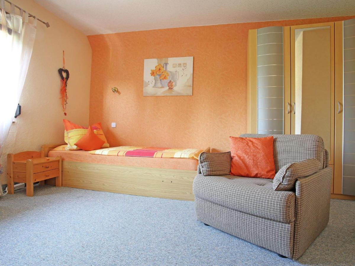 Apartment With Terrace And Pool In The Garden Pracht 외부 사진